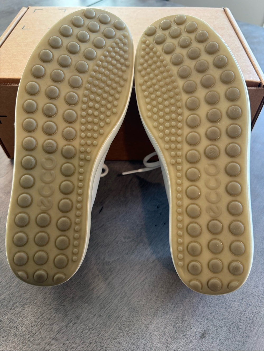 ECCO Women’s Soft 7 Sneakers. White. Size 8-8.5/39 EU. - Picture 11 of 14